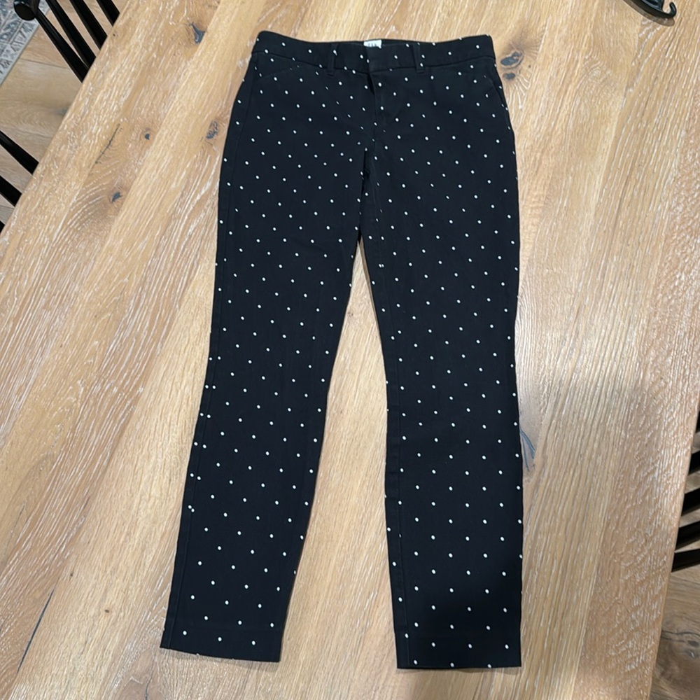 Gap women’s signature skinny ankle pant